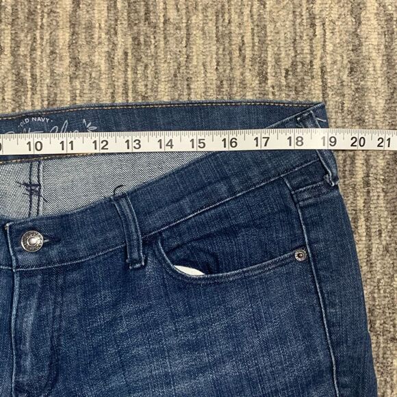 Old Navy‎ Ultra Blue Women's Size 14 Regular Fit Curvy Boot Cut Jeans Everyday - Picture 5 of 8